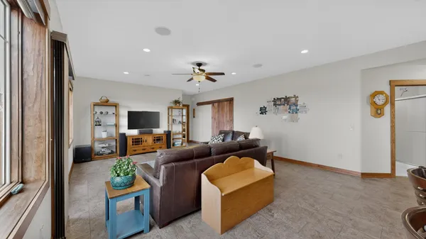 $650,000 | 17176 Hilltop Lane, Chatfield, MN 55923