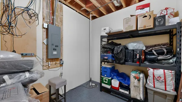 $650,000 | 17176 Hilltop Lane, Chatfield, MN 55923