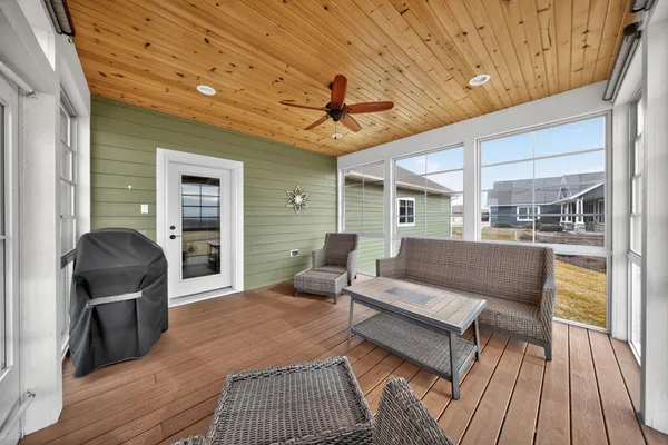$650,000 | 17176 Hilltop Lane, Chatfield, MN 55923
