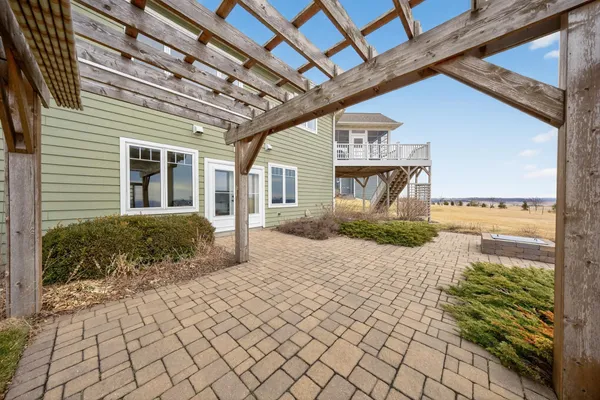 $650,000 | 17176 Hilltop Lane, Chatfield, MN 55923