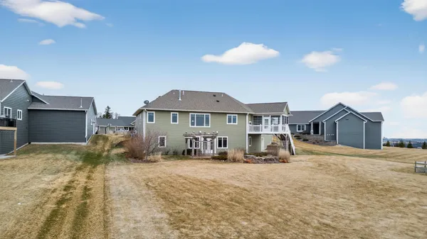$650,000 | 17176 Hilltop Lane, Chatfield, MN 55923