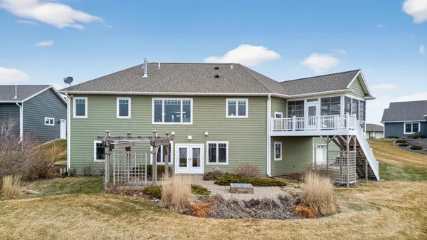 $650,000 | 17176 Hilltop Lane, Chatfield, MN 55923