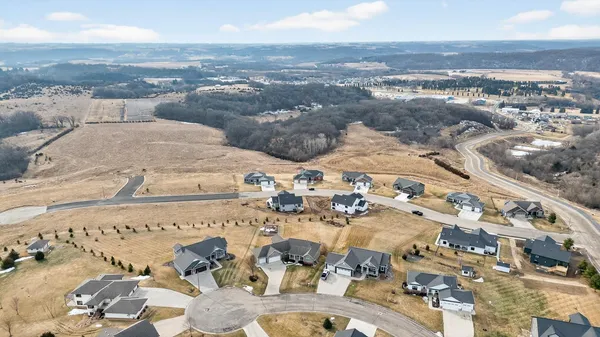 $650,000 | 17176 Hilltop Lane, Chatfield, MN 55923