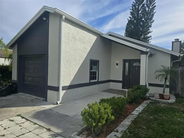$2,200 | 4302 Venice Drive, Land O' Lakes, FL 34639