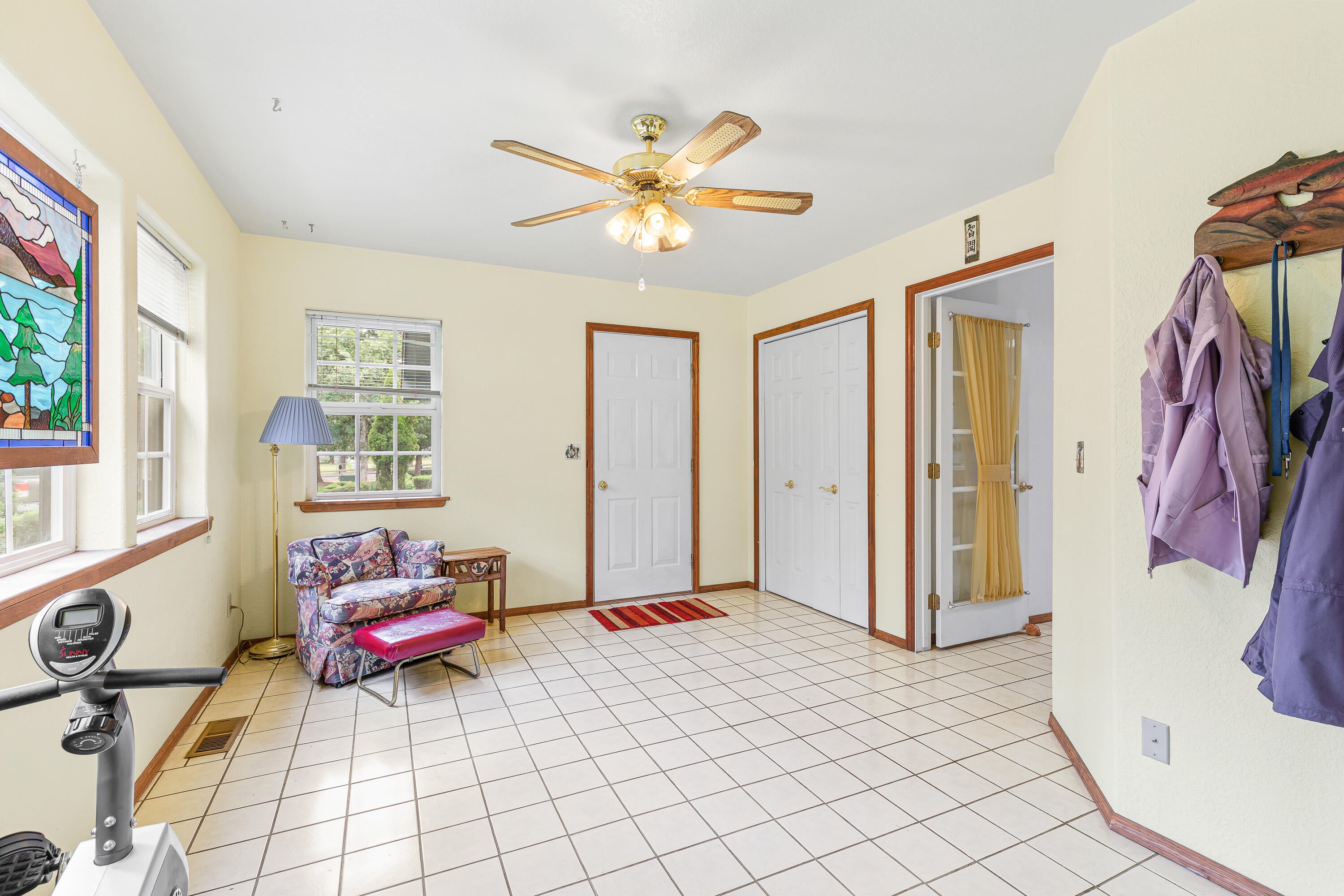 876 Minthorne Road Rogue River, OR 97537 - Photo 24 of 43 9R9A5097