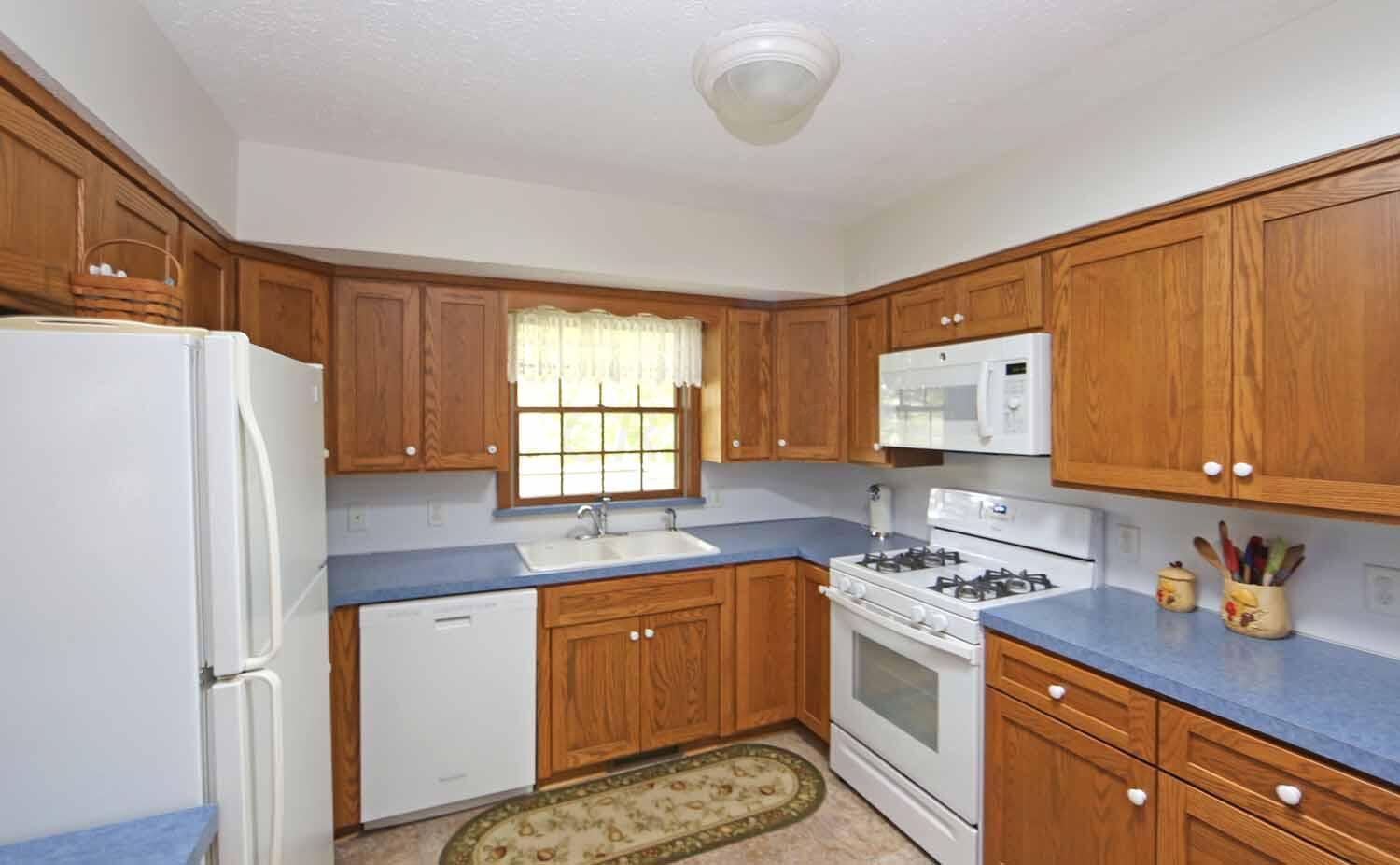 15675 Pleasant View Road Mount Vernon, OH 43050 - Photo 9 of 45 Gallery Image 9
