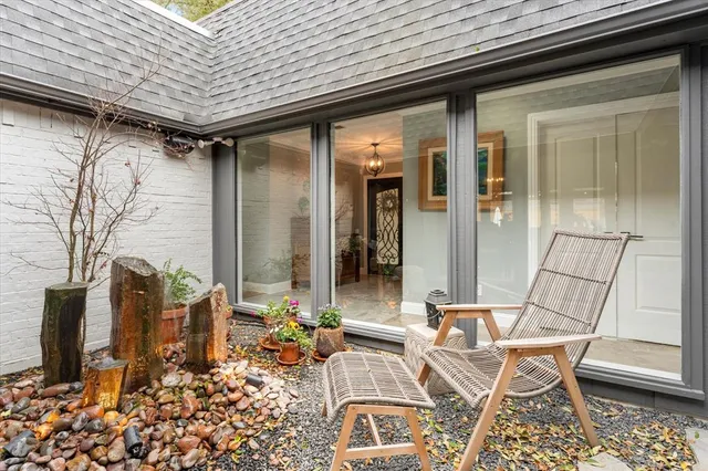 $2,140,000 | 5505 Northaven Road, Dallas, TX 75229