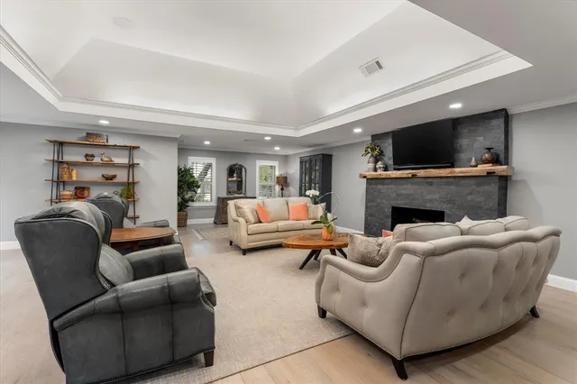 $2,140,000 | 5505 Northaven Road, Dallas, TX 75229