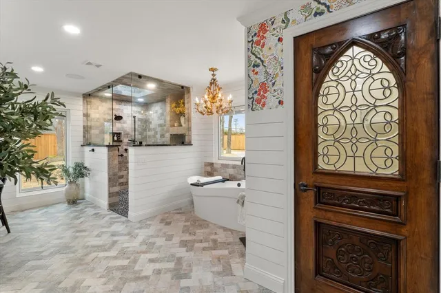 $2,140,000 | 5505 Northaven Road, Dallas, TX 75229