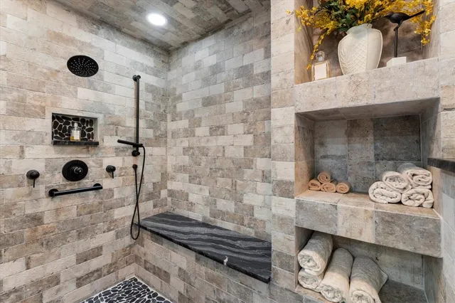 $2,140,000 | 5505 Northaven Road, Dallas, TX 75229