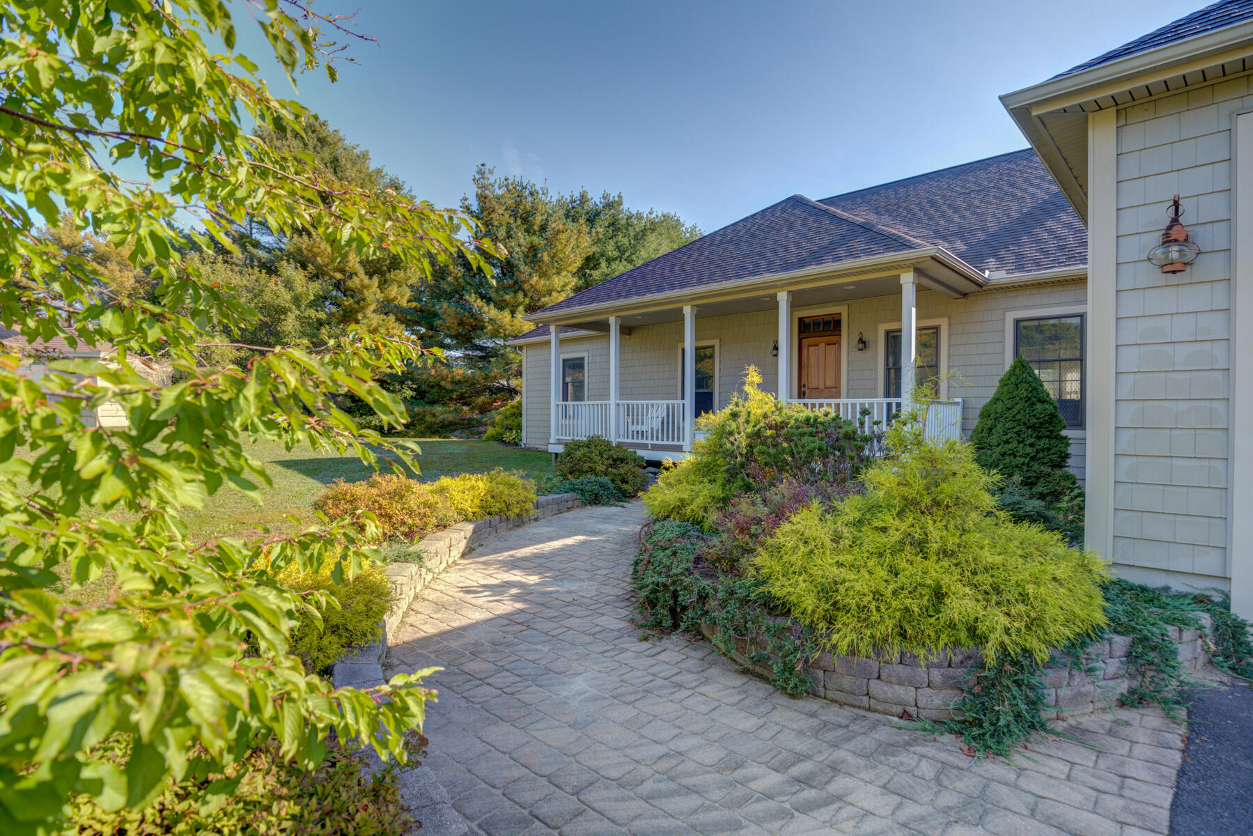 207 Augusta Road Topsham, ME 04086 - Photo 4 of 65 Pic#-7