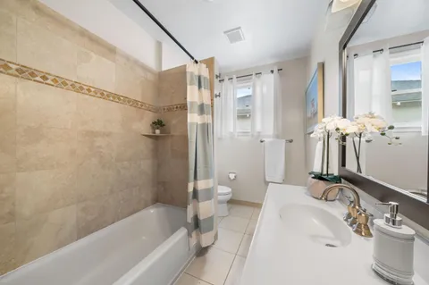 $1,150,000 | 656 Myrtle Street, Half Moon Bay, CA 94019