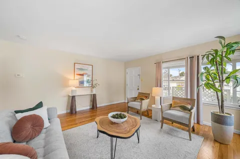 $1,150,000 | 656 Myrtle Street, Half Moon Bay, CA 94019