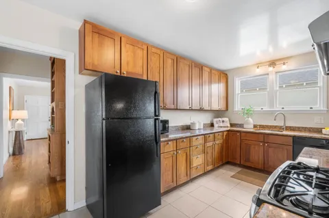 $1,150,000 | 656 Myrtle Street, Half Moon Bay, CA 94019