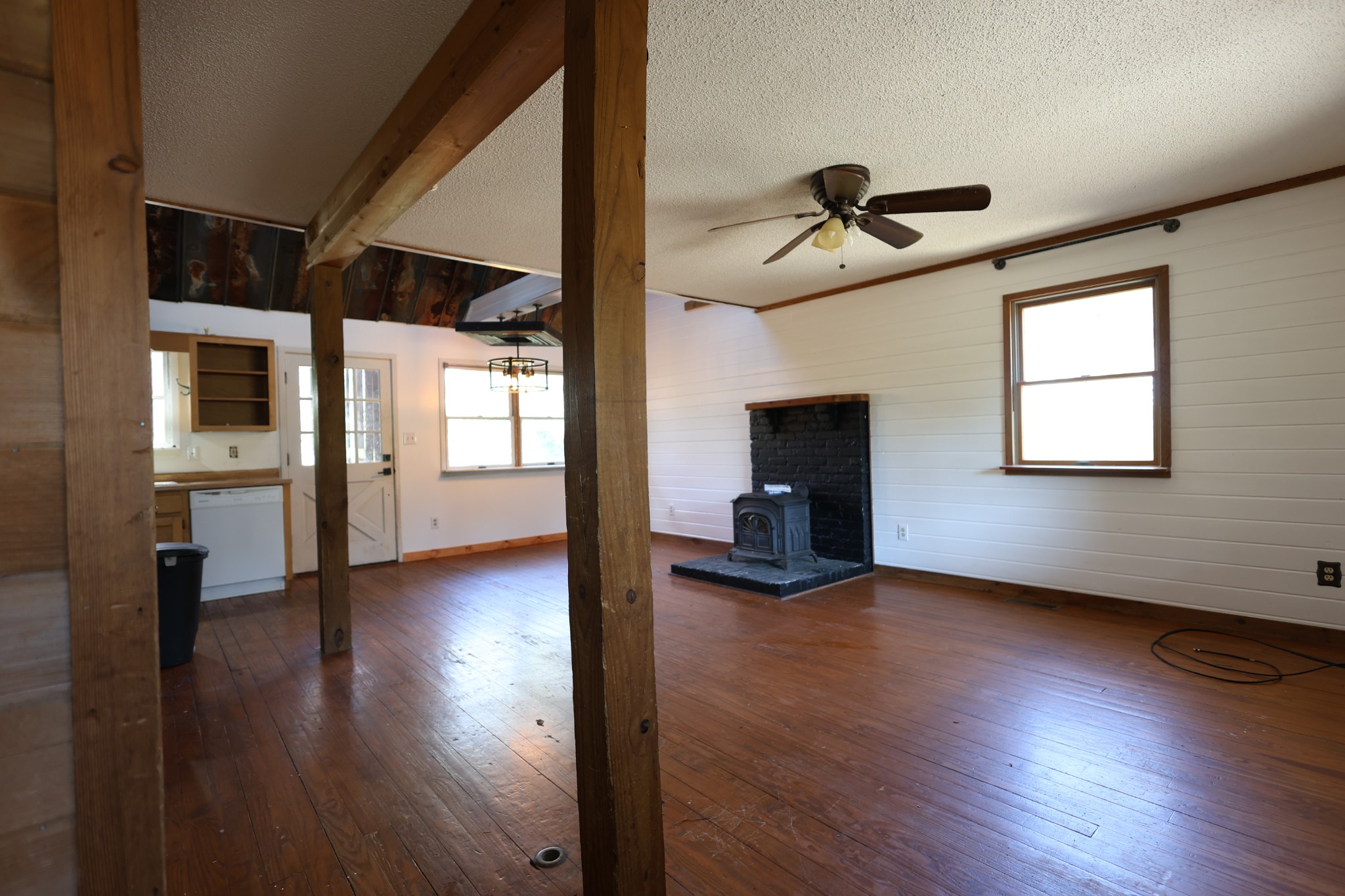 170 Sheep Barn Ridge Road Kingston, TN 37763 - Photo 4 of 33 Gallery Image 4