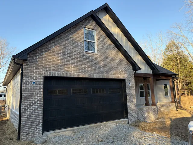 $788,240 | 1049 Big Bartons Creek Road, Dickson, TN 37055