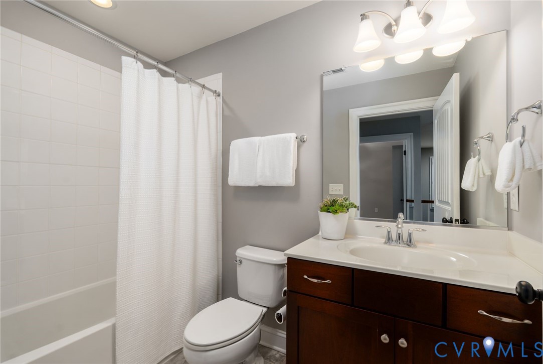 12653 River Road Henrico, VA 23238 - Photo 25 of 35 Full Bathroom #2