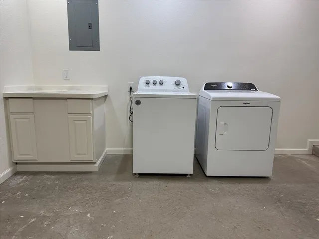 $1,750 | 2500 Rolling Hills Drive, Greenville, TX 75402