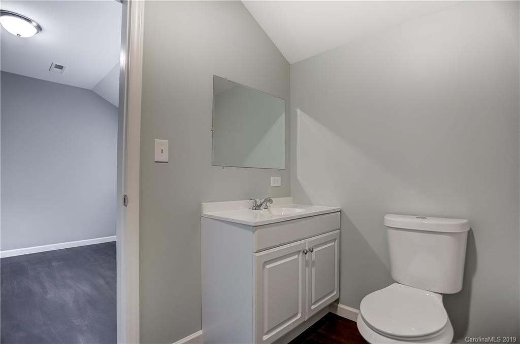 1606 Ranch Road Charlotte, NC 28208 - Photo 19 of 34 Gallery Image 19