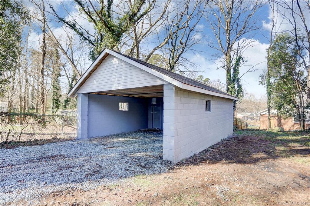 1606 Ranch Road Charlotte, NC 28208 - Photo 32 of 34 Gallery Image 32
