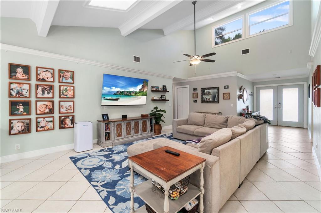 955 Hidden Terrace Road Naples, FL 34104 - Photo 4 of 36