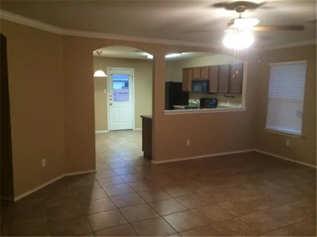 $1,750 | 1013 Warbler Cove, Hutto, TX 78634