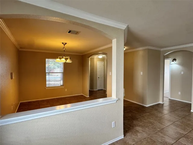 $1,650 | 1013 Warbler Cove, Hutto, TX 78634