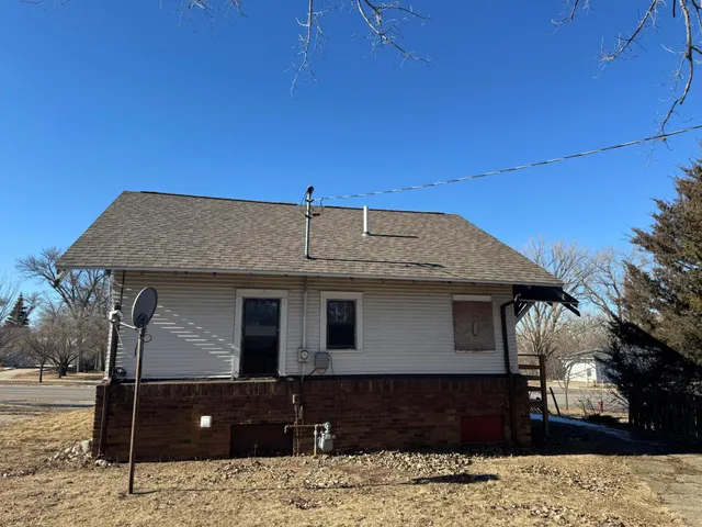 $99,000 | 431 Milky Way Street South, Cosmos, MN 56228