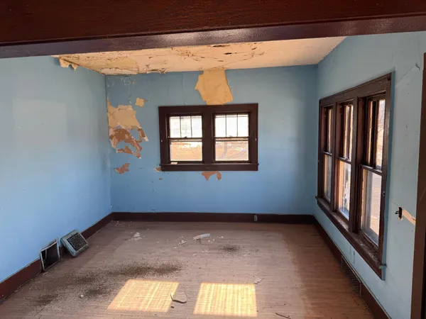 $99,000 | 431 Milky Way Street South, Cosmos, MN 56228