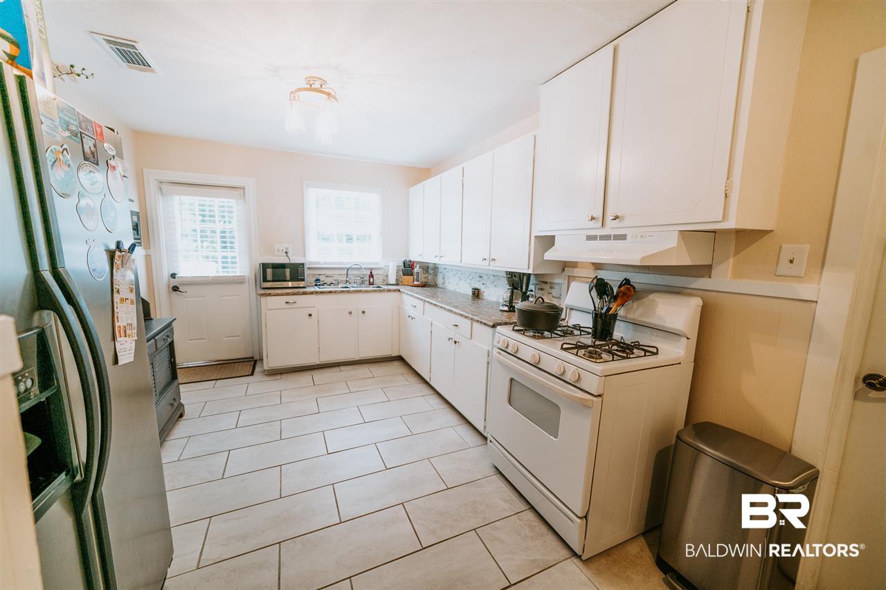 59 Semmes Avenue Mobile, AL 36604 - Photo 14 of 25