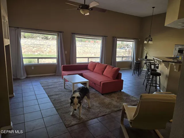 $299,500 | 608 Missy Court, Sunland Park, NM 88008