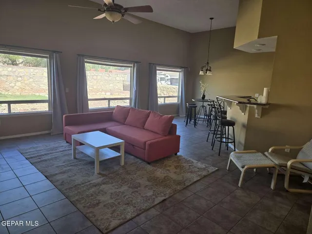 $299,500 | 608 Missy Court, Sunland Park, NM 88008