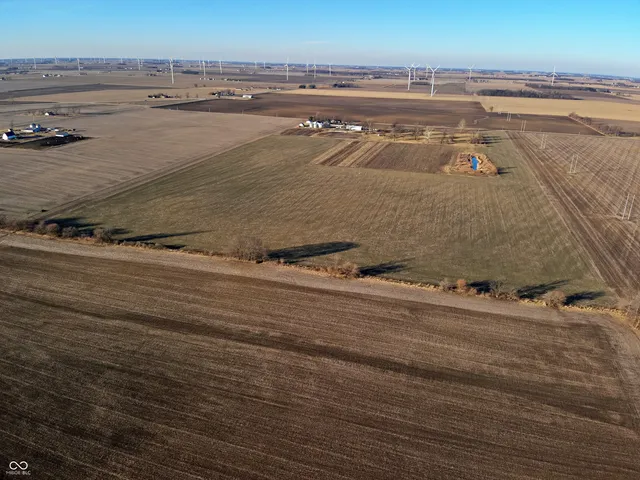 $1 | 0 West 1300th North, Elwood, IN 46036