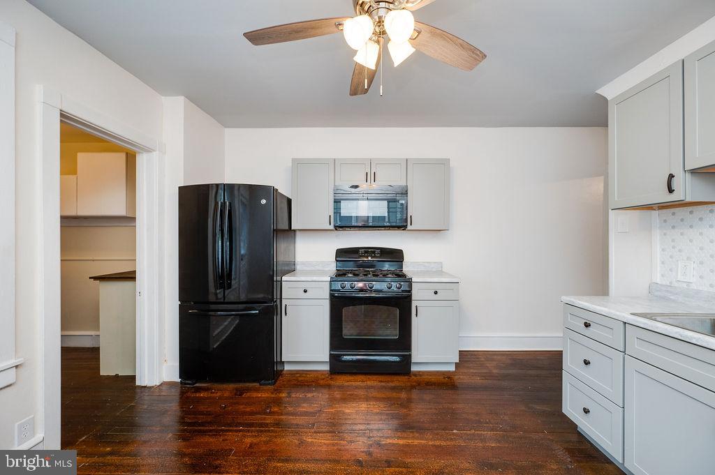 3323 Ridgeway Street Reading, PA 19605 - Photo 14 of 35 Gallery Image 14
