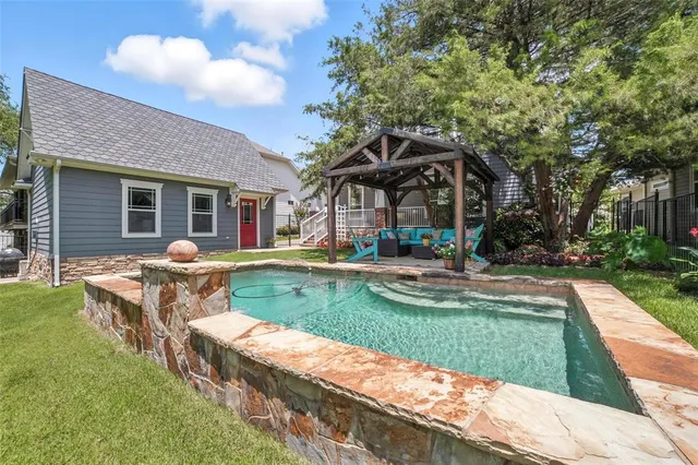 $660,000 | 1026 St Charles Court, Rockwall, TX 75087