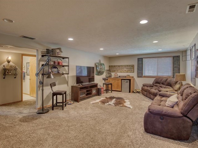 4802 North Farr Road Spokane, WA 99206 - Photo 17 of 33