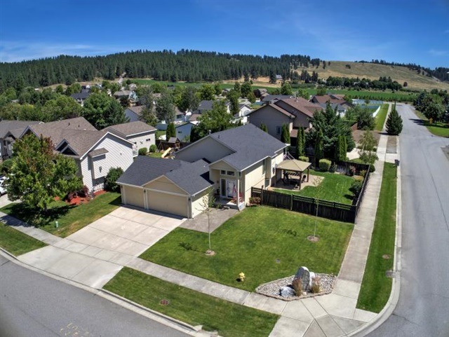 4802 North Farr Road Spokane, WA 99206 - Photo 3 of 33
