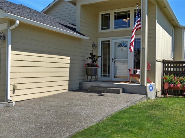 4802 North Farr Road Spokane, WA 99206 - Photo 4 of 33