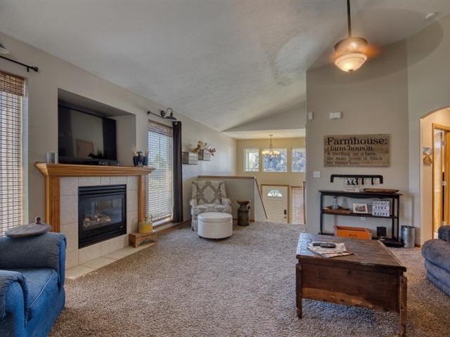 4802 North Farr Road Spokane, WA 99206 - Photo 6 of 33