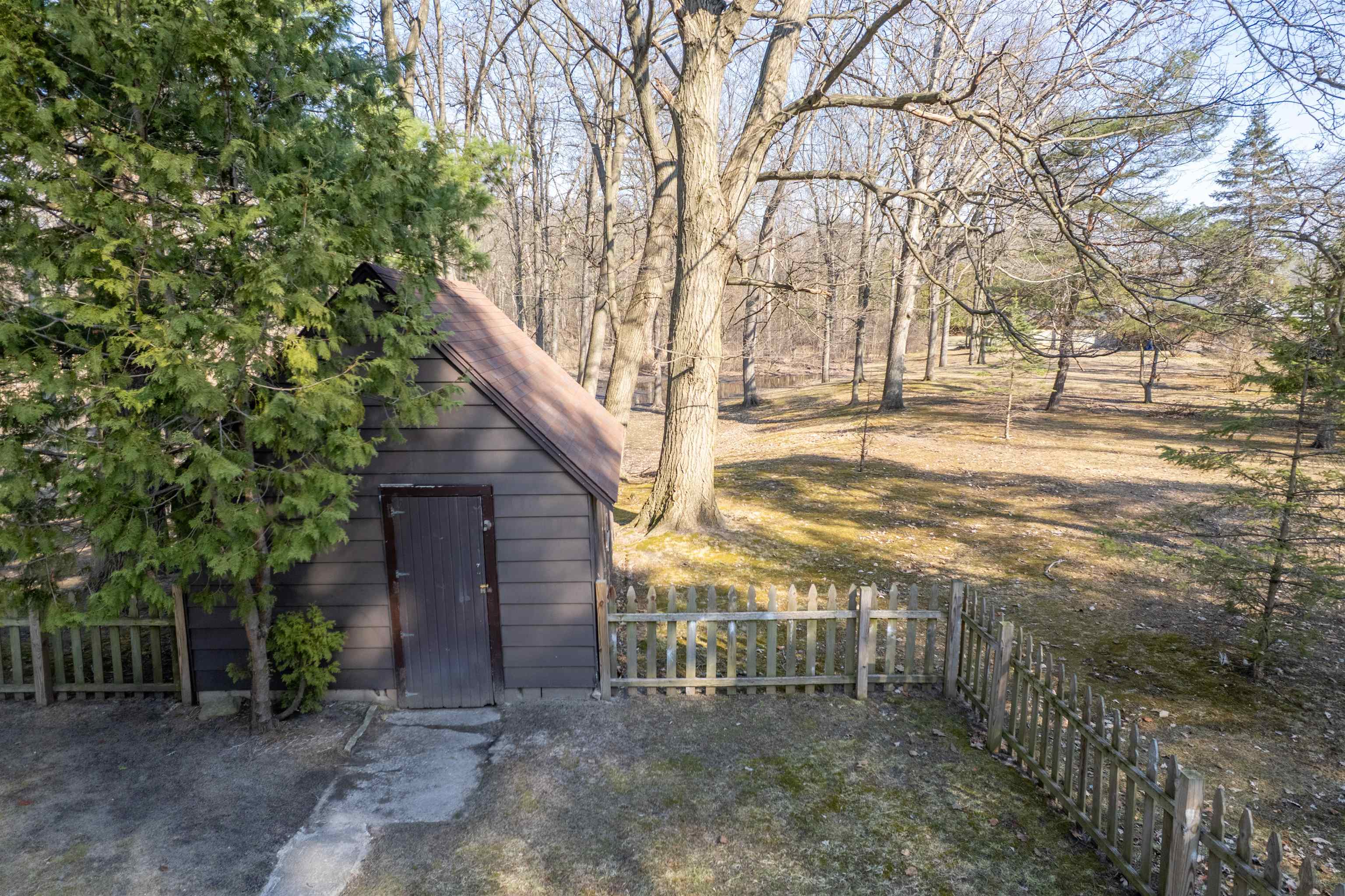 5000 Perrine Road Midland, MI 48640 - Photo 40 of 51 Gallery Image 40