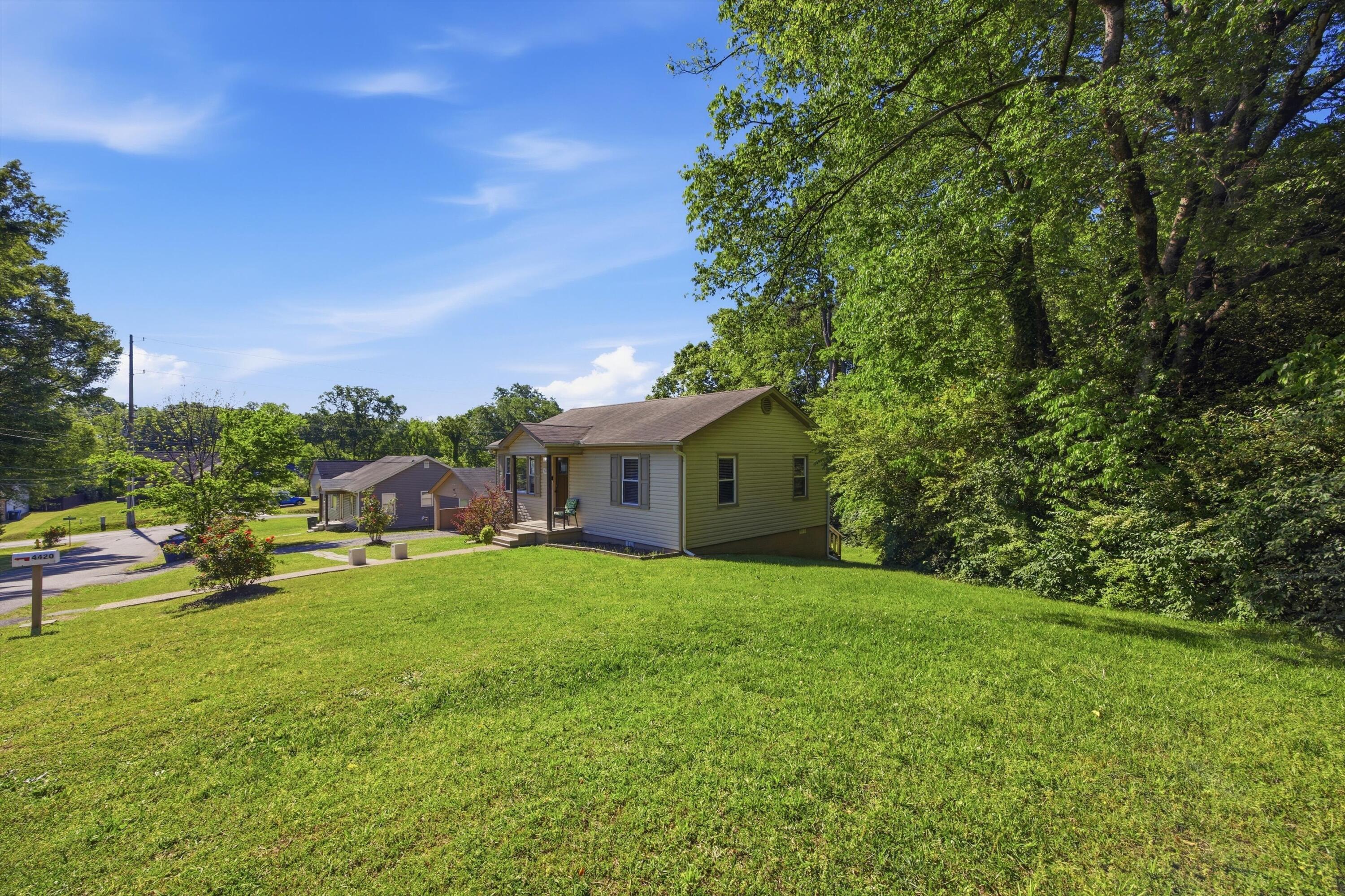 4420 Short Street Chattanooga, TN 37416 - Photo 3 of 17 Exterior