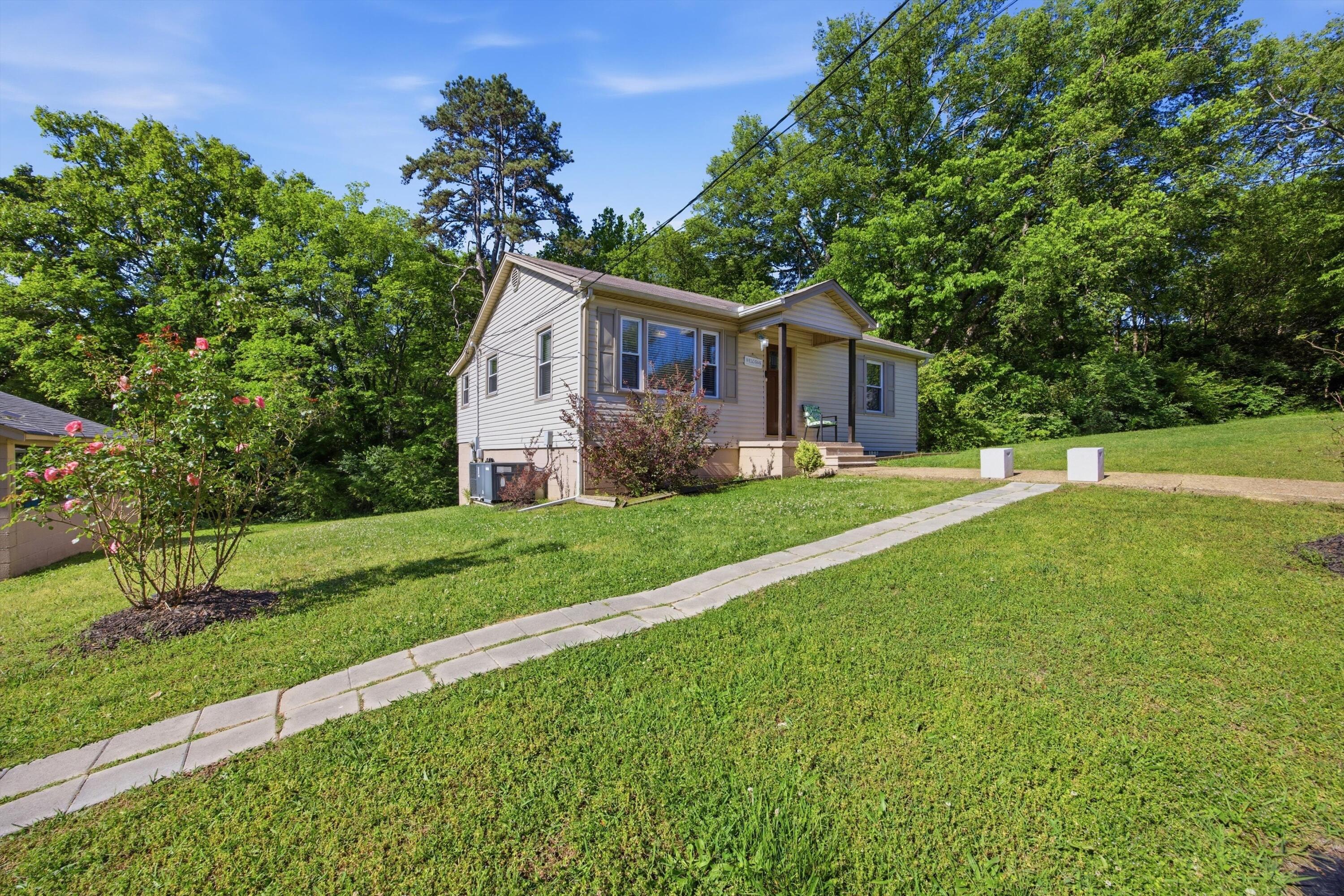 4420 Short Street Chattanooga, TN 37416 - Photo 4 of 17 Exterior
