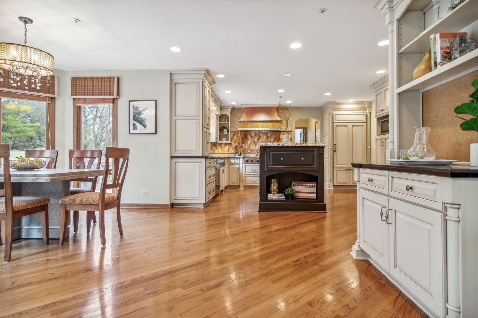 5247 Hilltop Road Long Grove, IL 60047 - Photo 7 of 37 Gallery Image 7