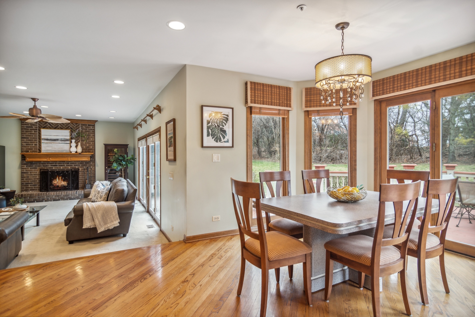 5247 Hilltop Road Long Grove, IL 60047 - Photo 9 of 37 Gallery Image 9