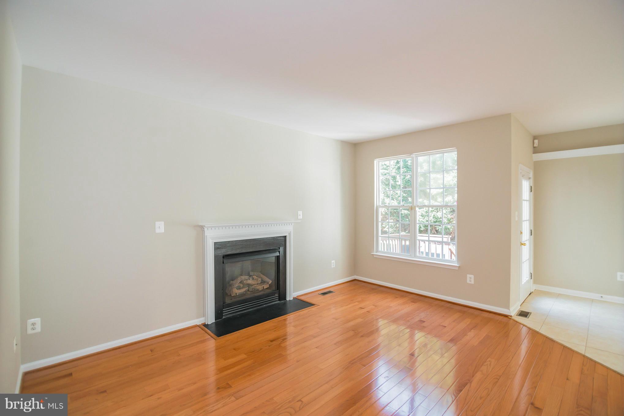18110 Coachmans Road Germantown, MD 20874 - Photo 16 of 30 Family Room