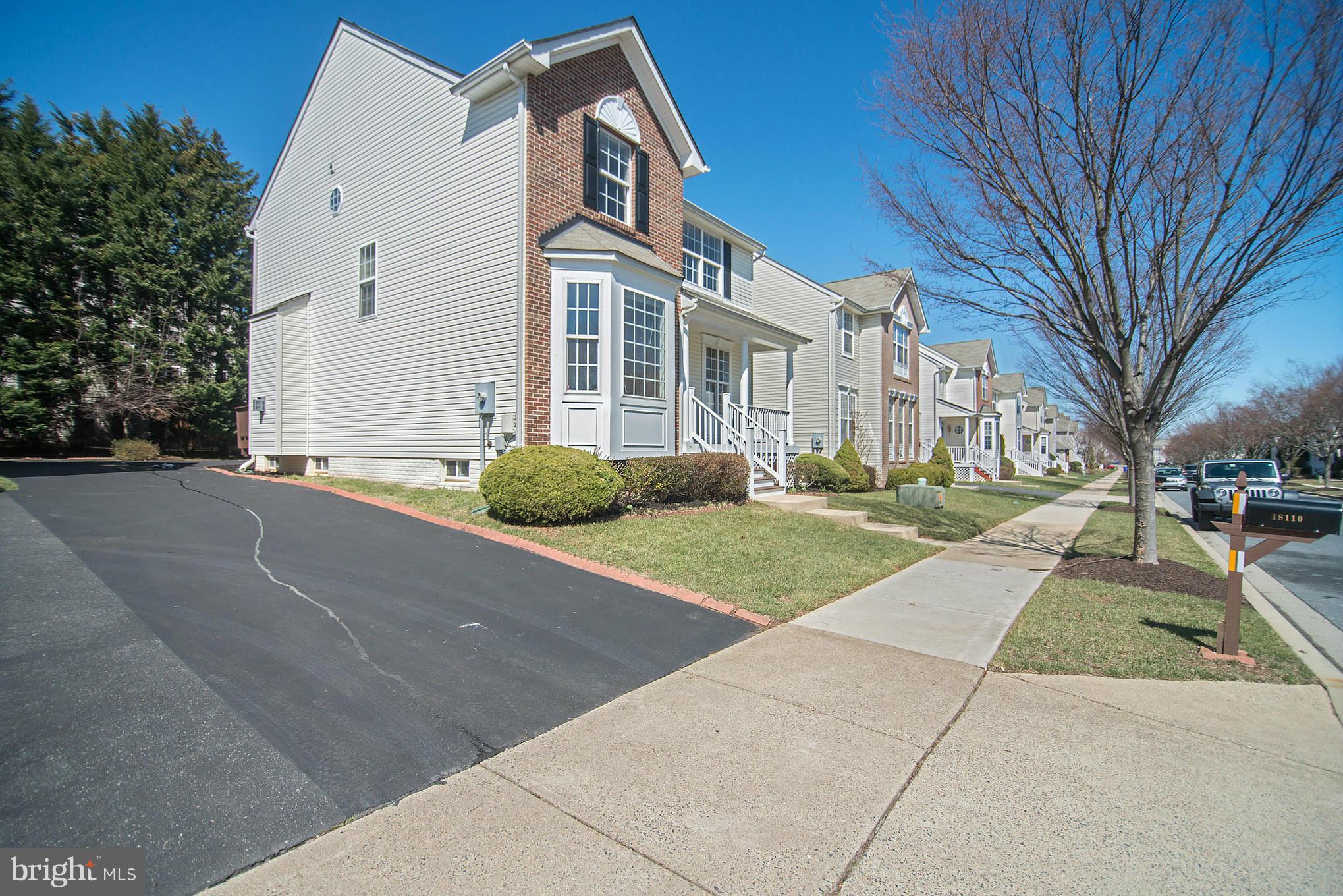 18110 Coachmans Road Germantown, MD 20874 - Photo 3 of 30 Exterior (Front)