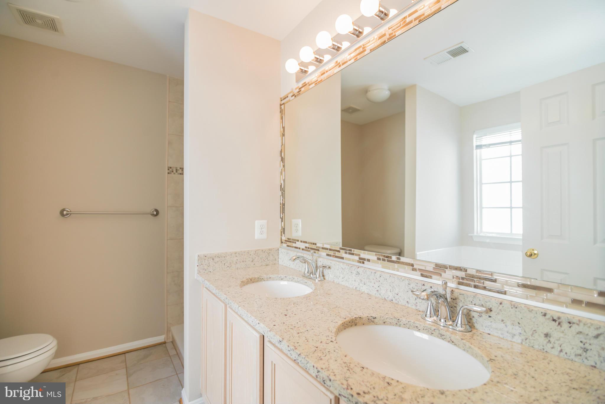 18110 Coachmans Road Germantown, MD 20874 - Photo 23 of 30 Bath (Master)