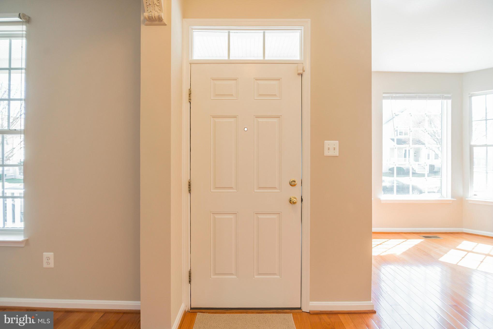 18110 Coachmans Road Germantown, MD 20874 - Photo 6 of 30 Foyer reverse view