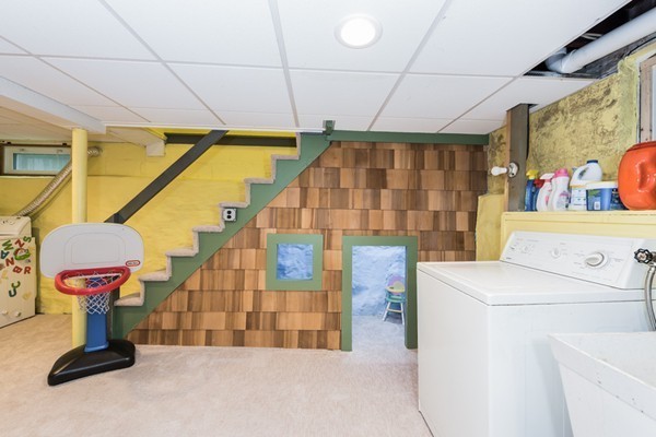 11 Chisholm Road Winchester, MA 01890 - Photo 20 of 29 Gallery Image 20