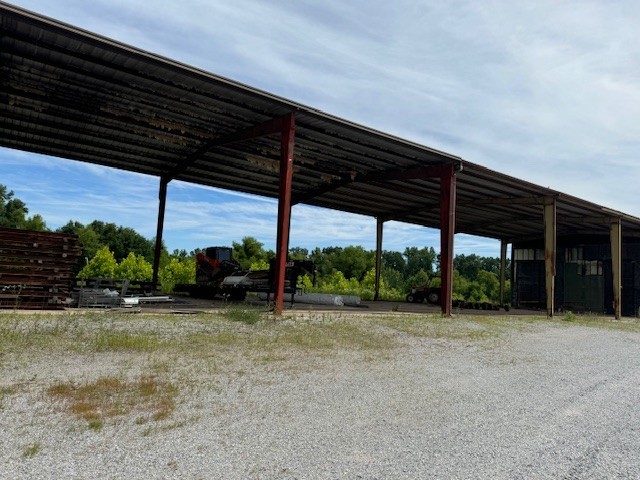 1259 Petty Road White Bluff, TN 37187 - Photo 35 of 60 a view of a patio